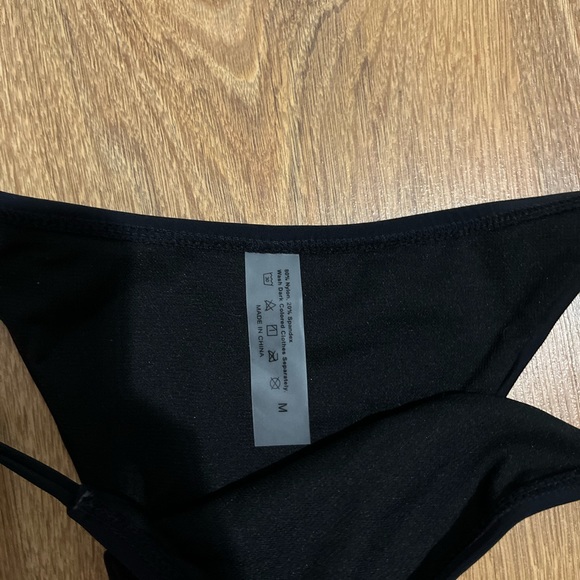 New bikini bottoms - Picture 2 of 2